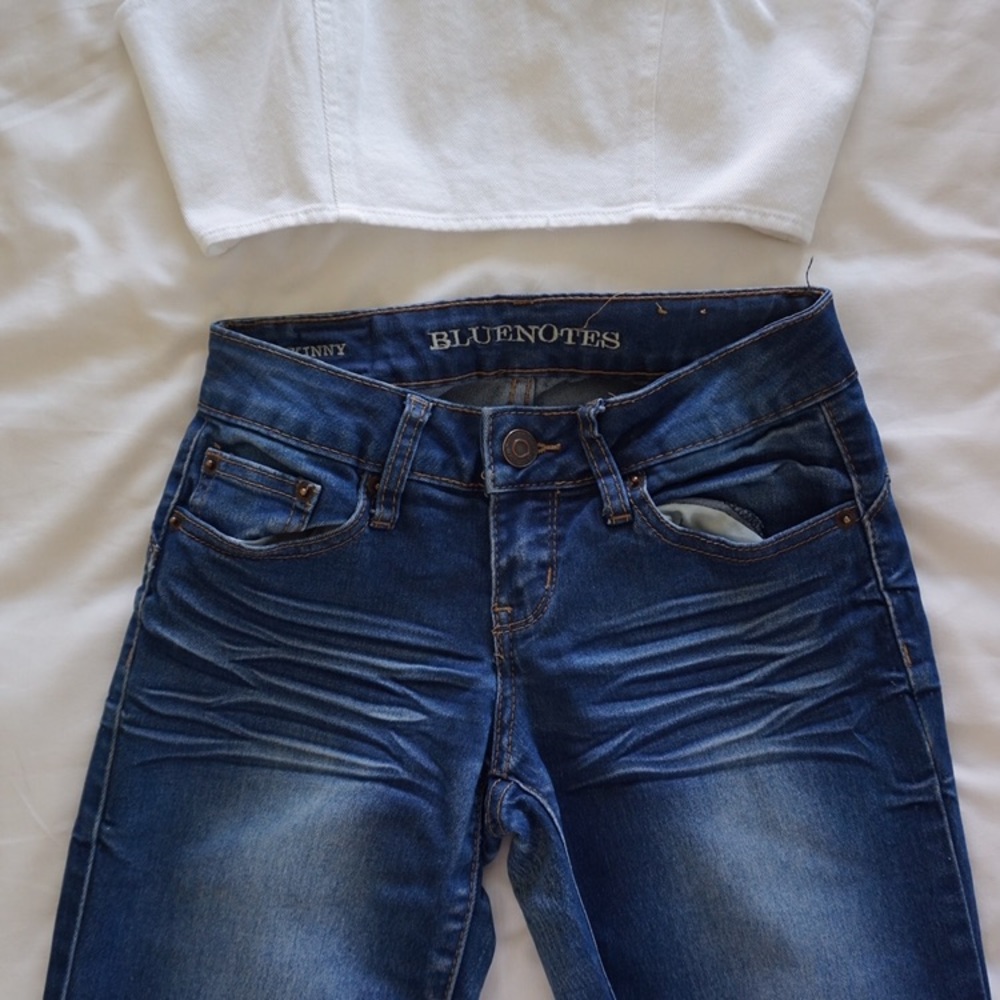 Blue Notes low rise faded blue jeans